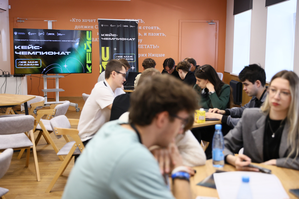 KGEU260528_0123.JPG KGEU260528_0123.JPG