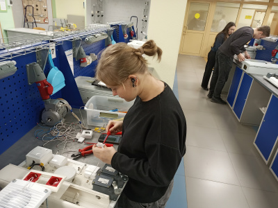 Бойцы студенческих отрядов осваивают рабочие специальности