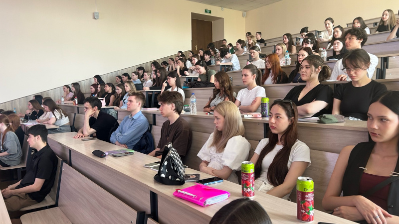 В КГЭУ первокурсникам рассказали, как избирательная система становится стартом карьеры